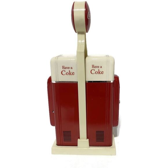 Vintage 1993 Coca Cola Diner Collection Salt & Pepper Shakers Vending Machine - Picture 5 of 9